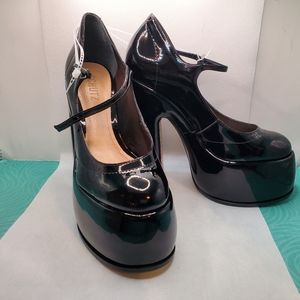 Size 8.5 Black, patent leather, platform mod shoes; NEW, Never worn; Orig.$168